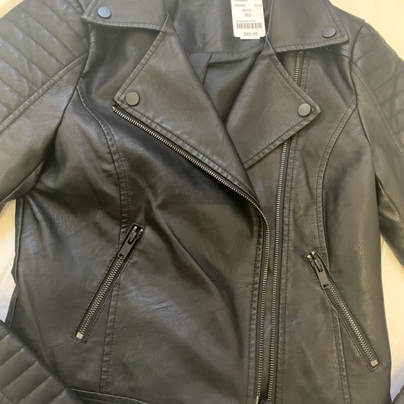 NEW Leather Jacket. - Picture 2 of 3